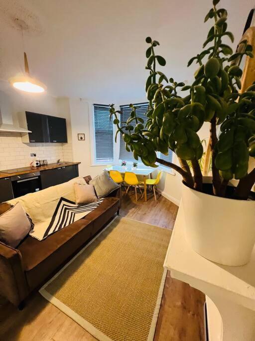 Beautiful Space Stylish And Modern! Perfect Location Blackpool Exterior foto